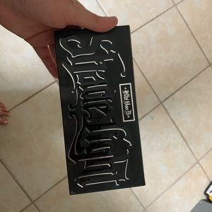 KAT VON D shade & light pallet